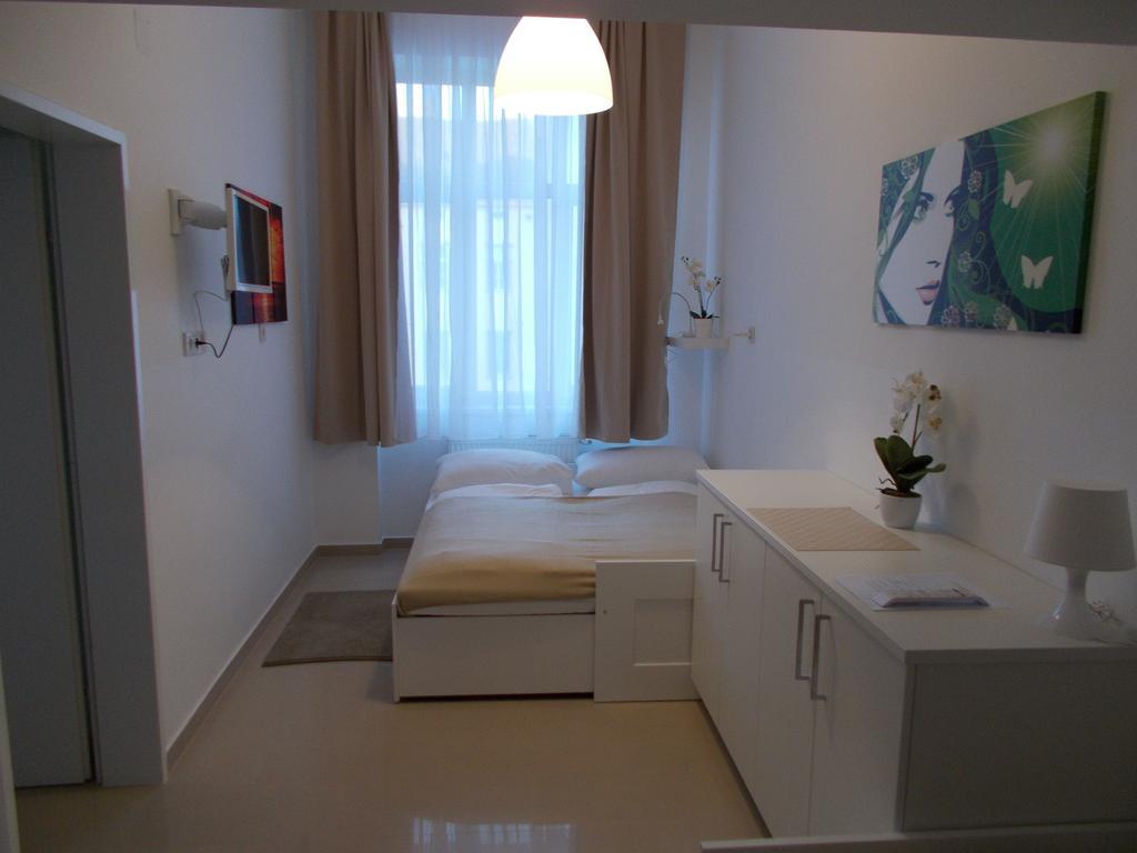 Ch-Vienna City Rooms Стая снимка