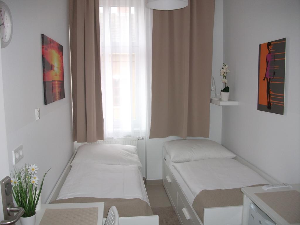 Ch-Vienna City Rooms Стая снимка