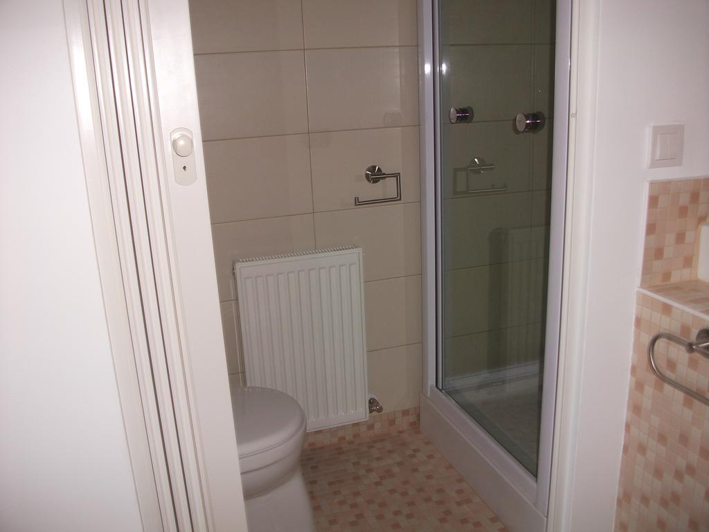 Ch-Vienna City Rooms Стая снимка